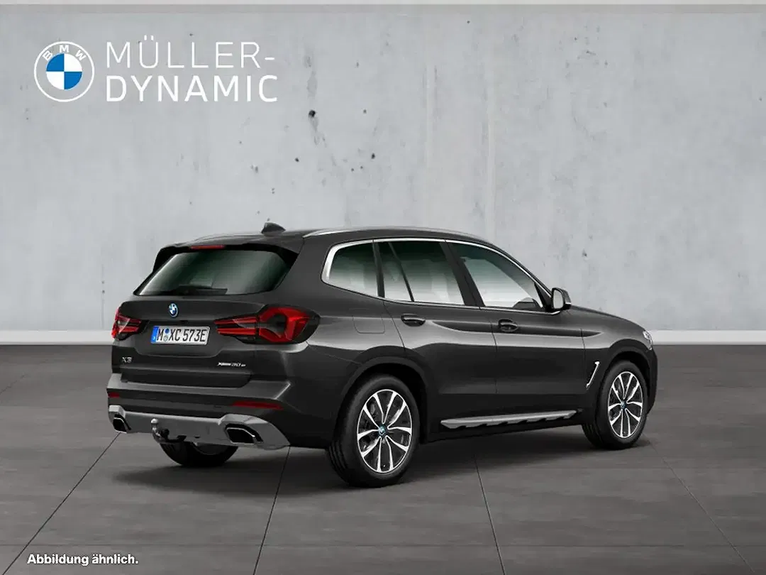 BMW X3 - Thumbnail 2