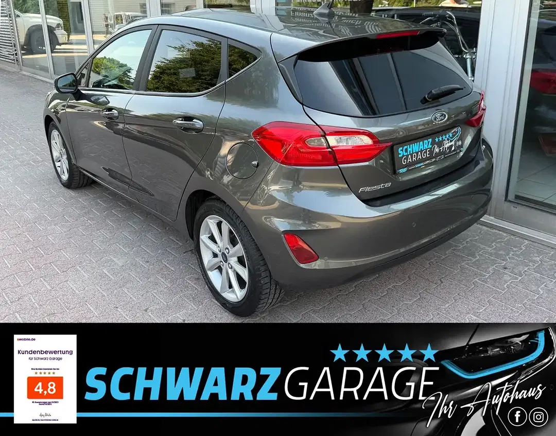 Ford Fiesta - Thumbnail 4