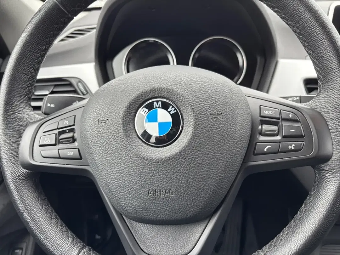 BMW X1 - Thumbnail 13