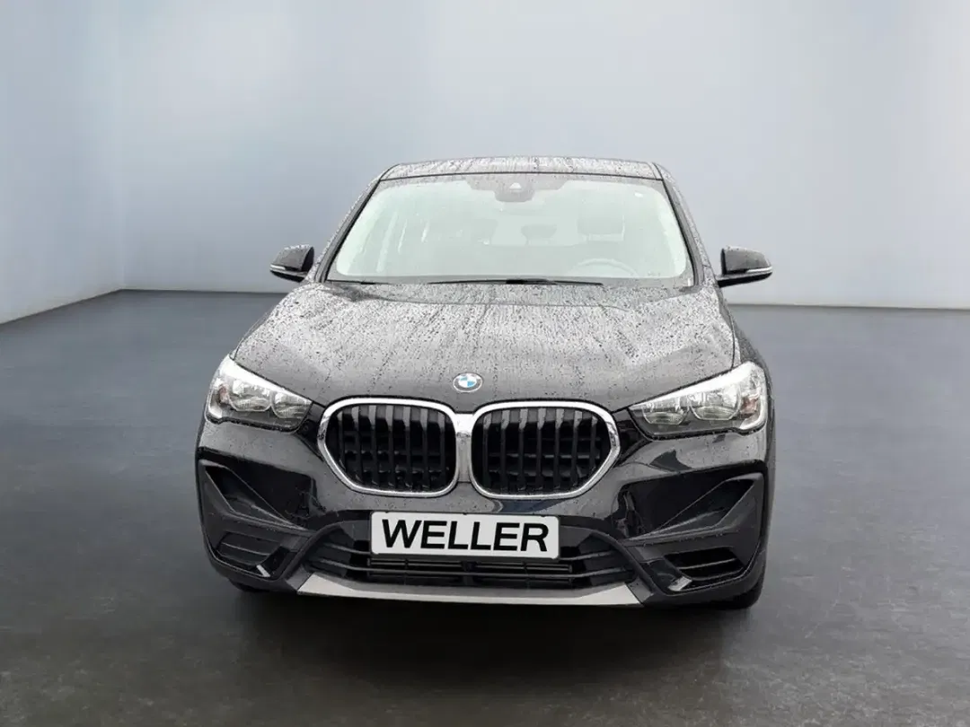 BMW X1 - Thumbnail 2