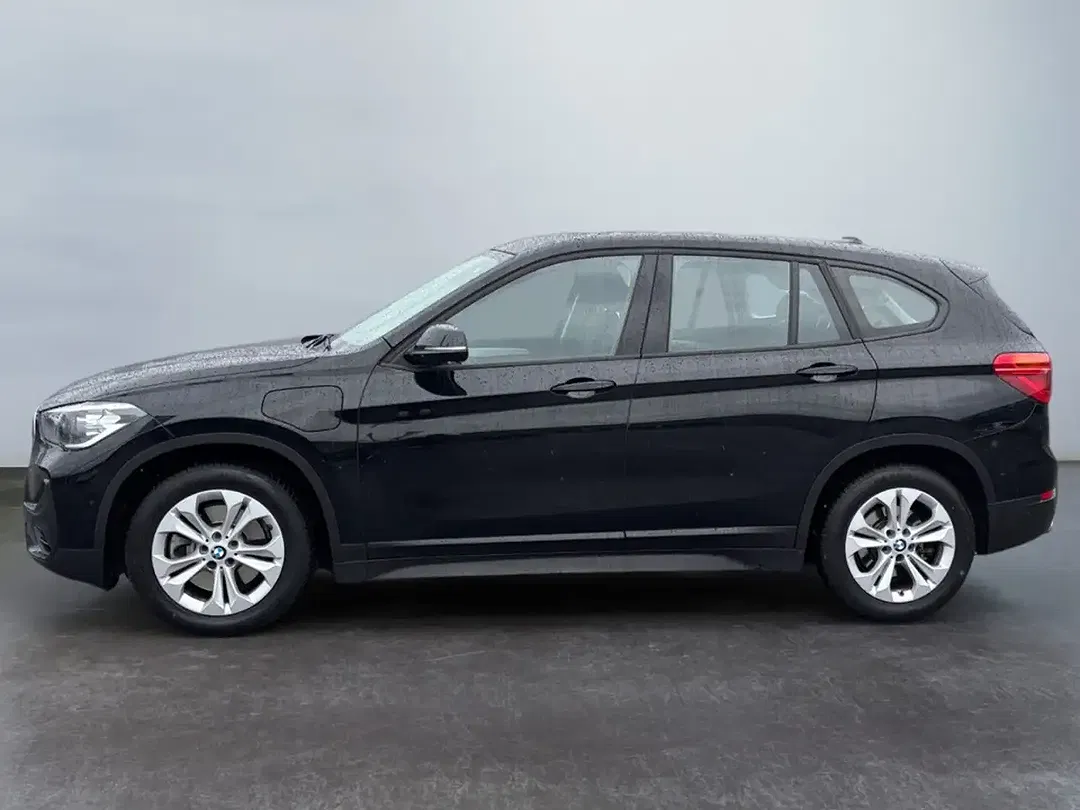 BMW X1 - Thumbnail 5