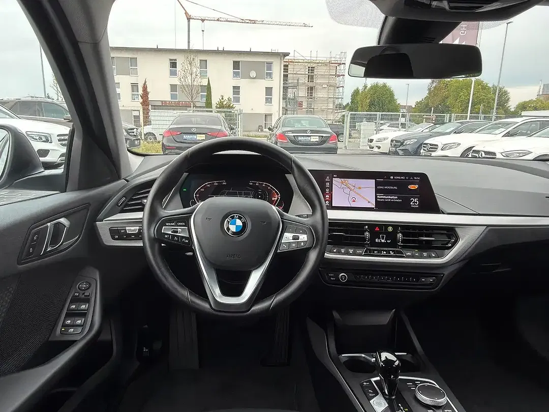 BMW 118 - Thumbnail 15