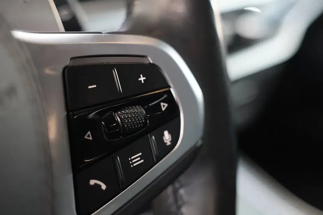 BMW X5 - Thumbnail 13