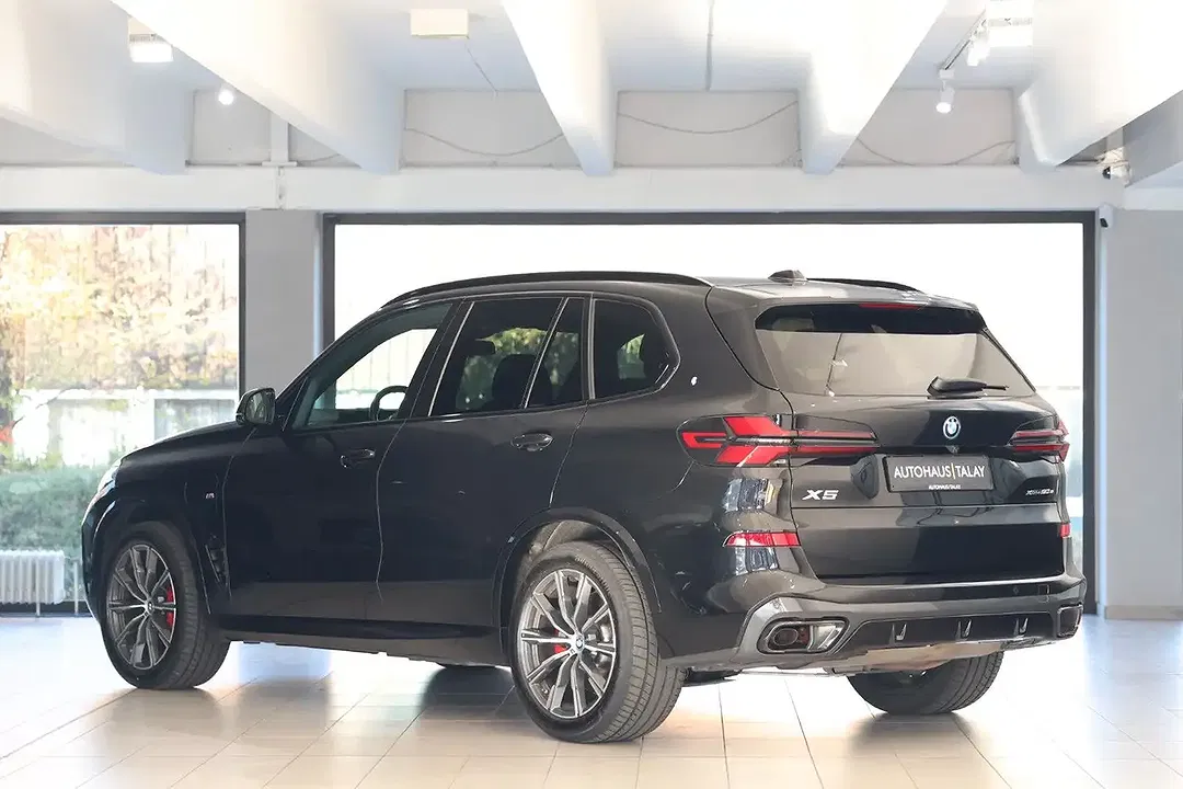 BMW X5 - Thumbnail 3