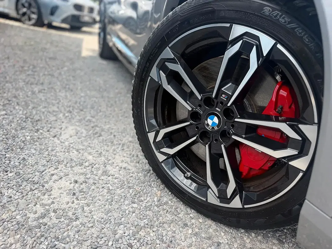 BMW X1 - Thumbnail 5