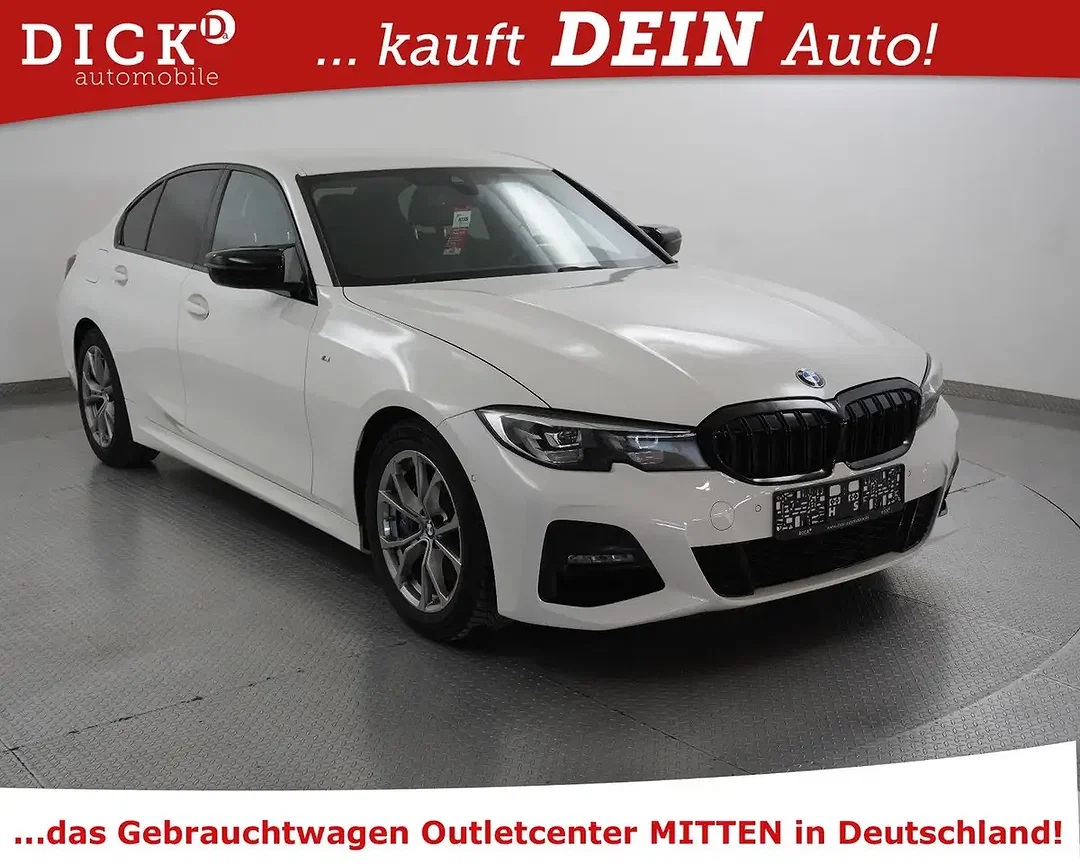 BMW 330 - Afbeelding 1