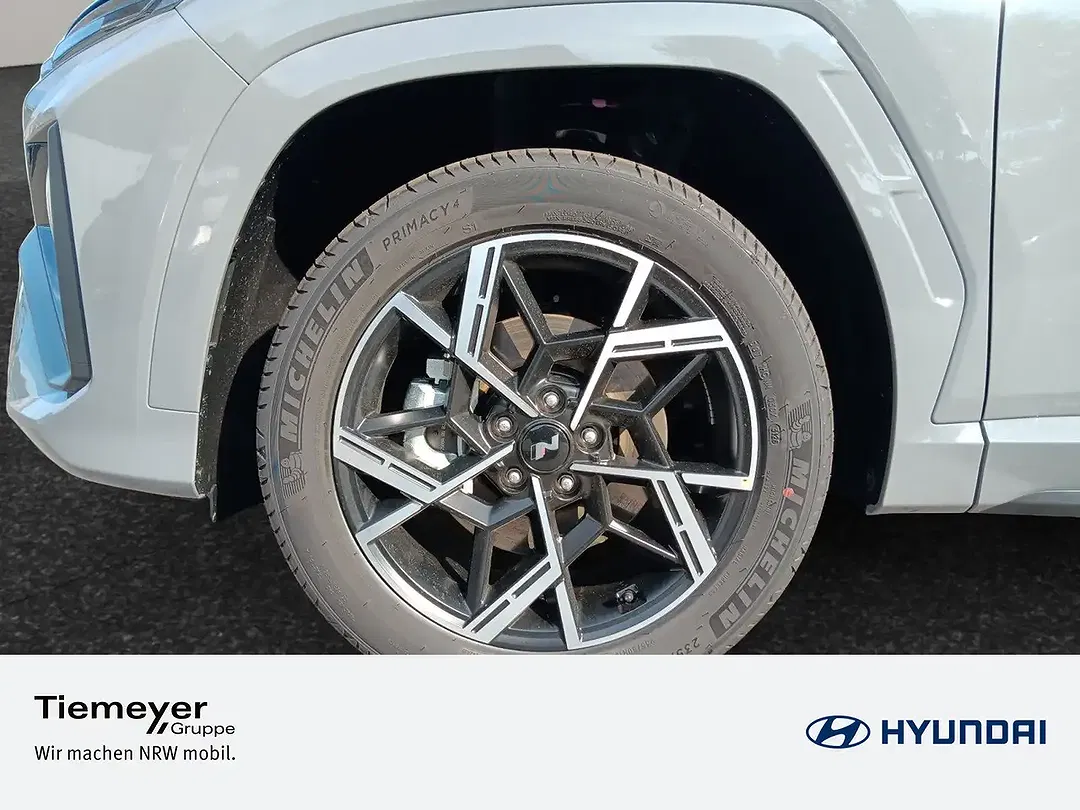 Hyundai TUCSON - Thumbnail 9