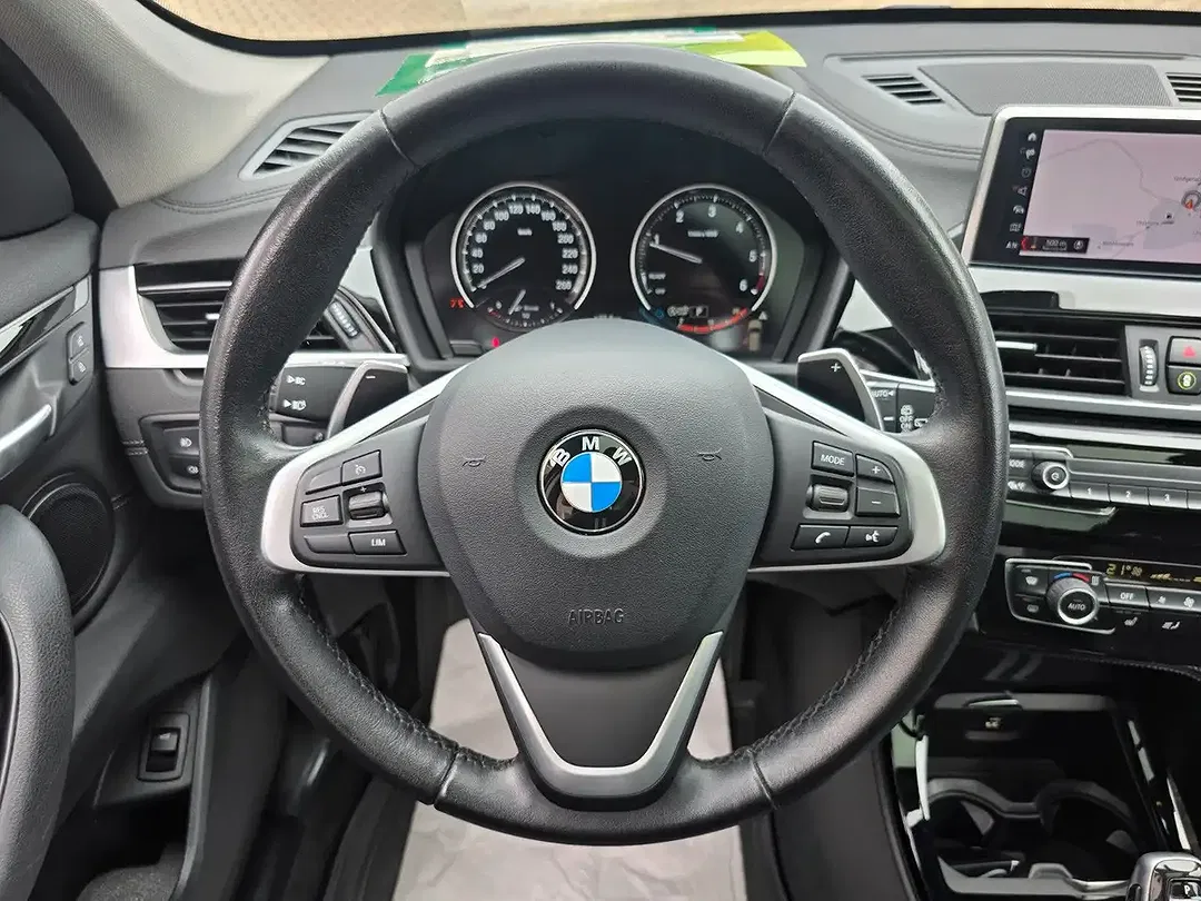 BMW X1 - Thumbnail 12