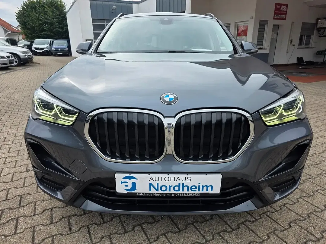 BMW X1 - Thumbnail 8