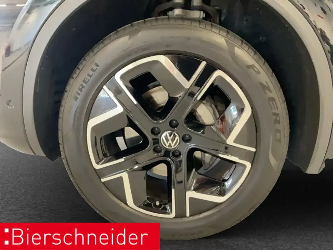 Volkswagen Touareg - Thumbnail 9