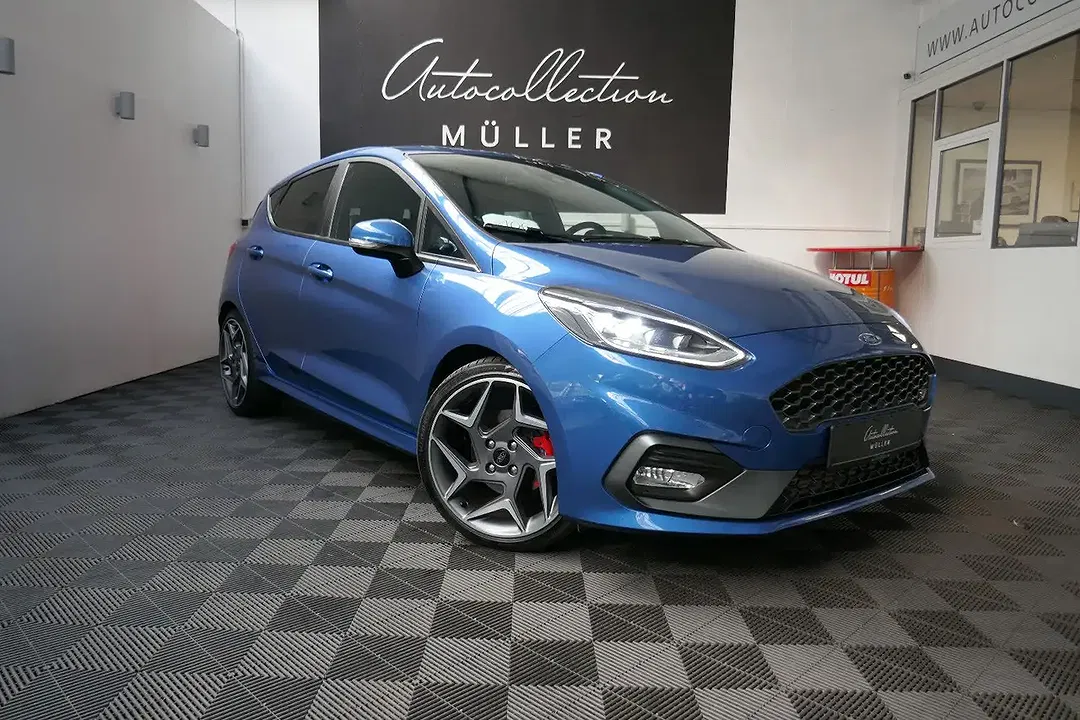Ford Fiesta - Thumbnail 6