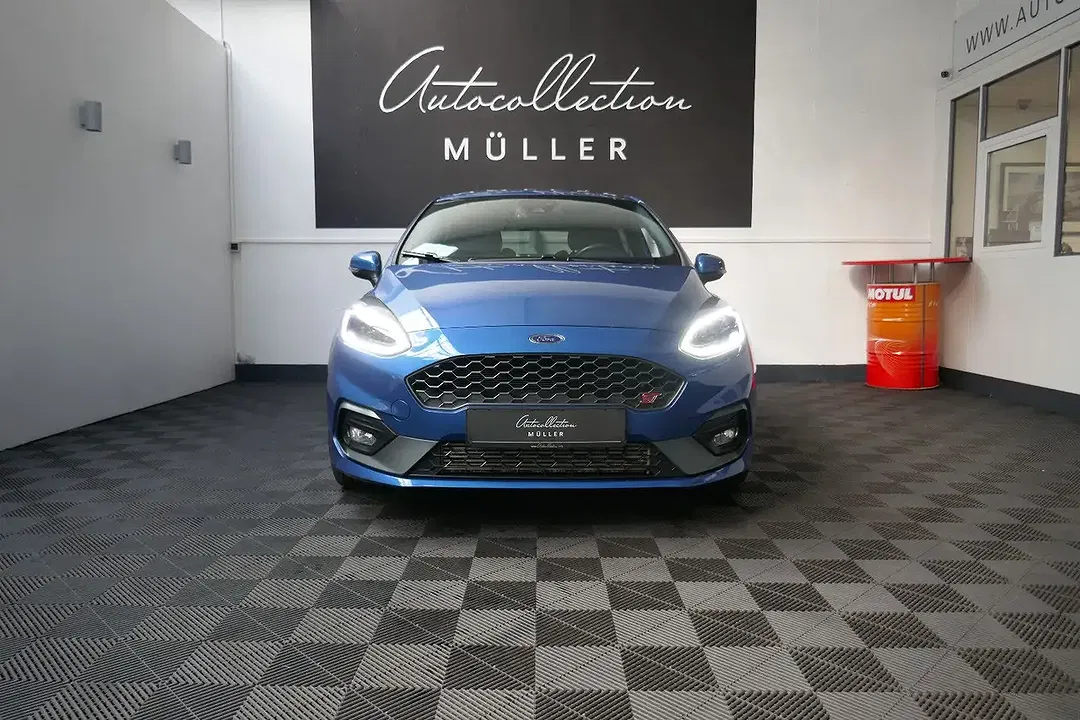 Ford Fiesta - Thumbnail 8