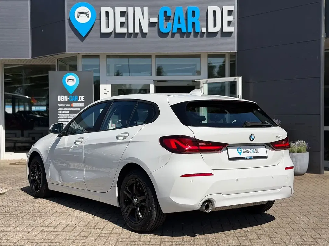 BMW 116 - Thumbnail 5