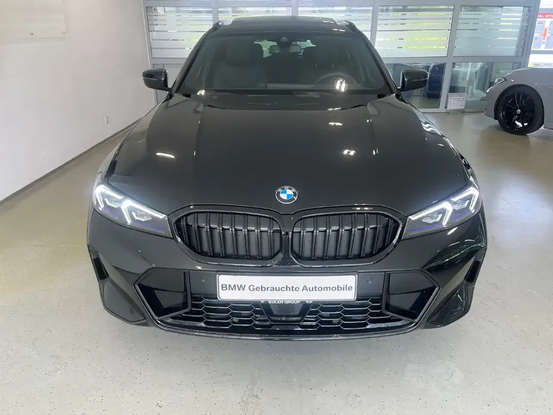 BMW 330 - Thumbnail 2