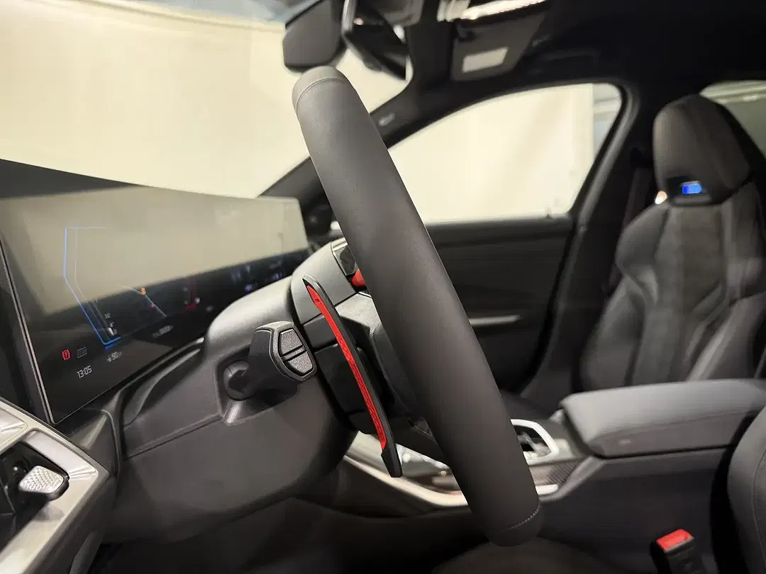 BMW M3 - Thumbnail 14