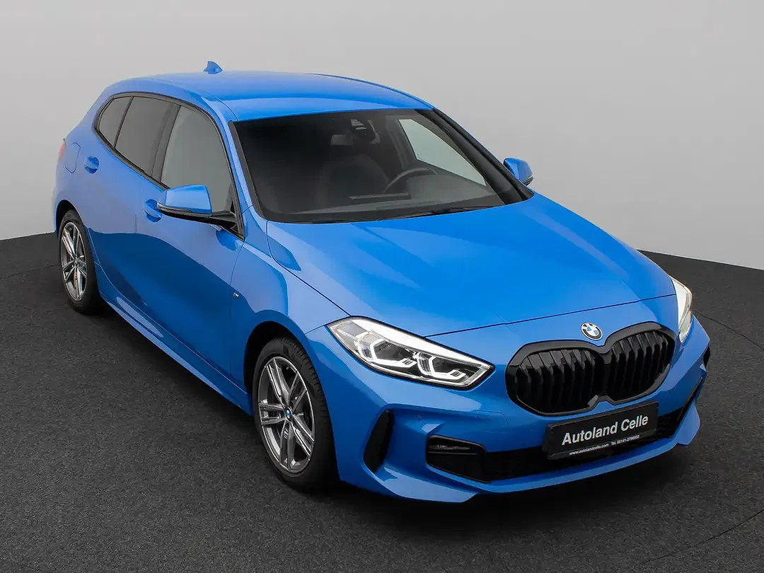 BMW 118 - Thumbnail 3