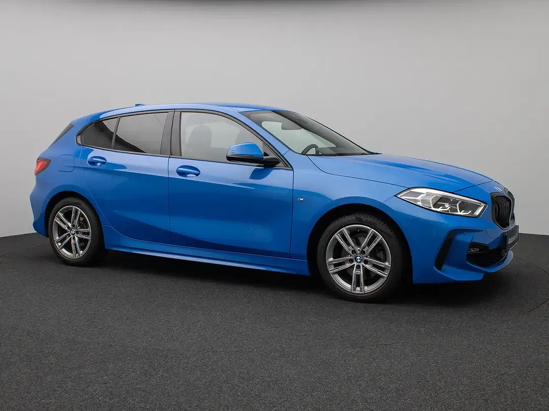 BMW 118 - Thumbnail 4