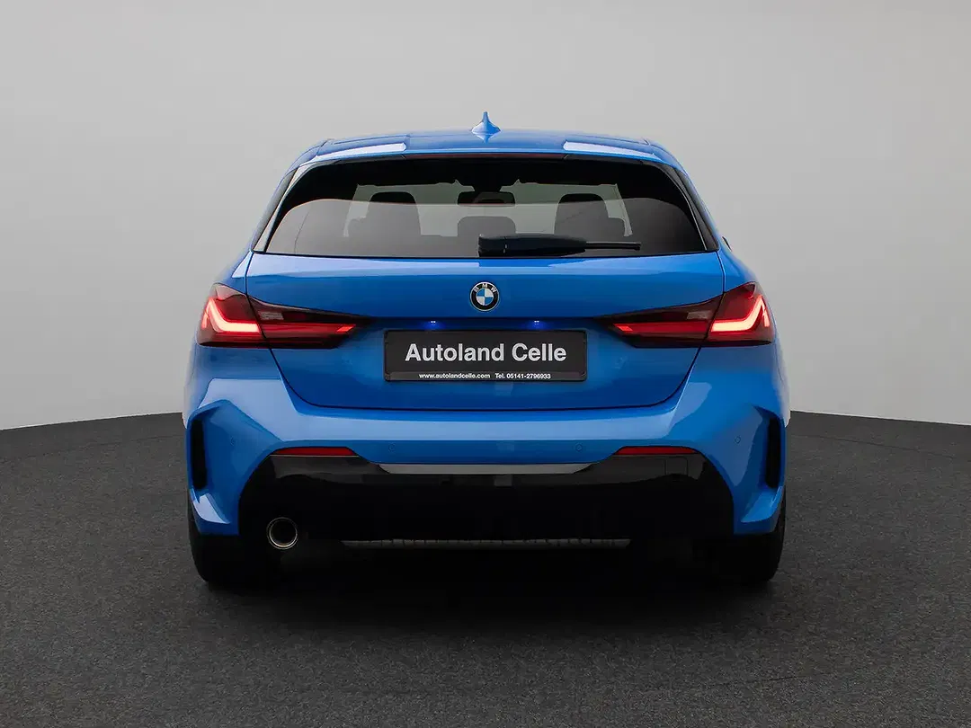 BMW 118 - Thumbnail 8