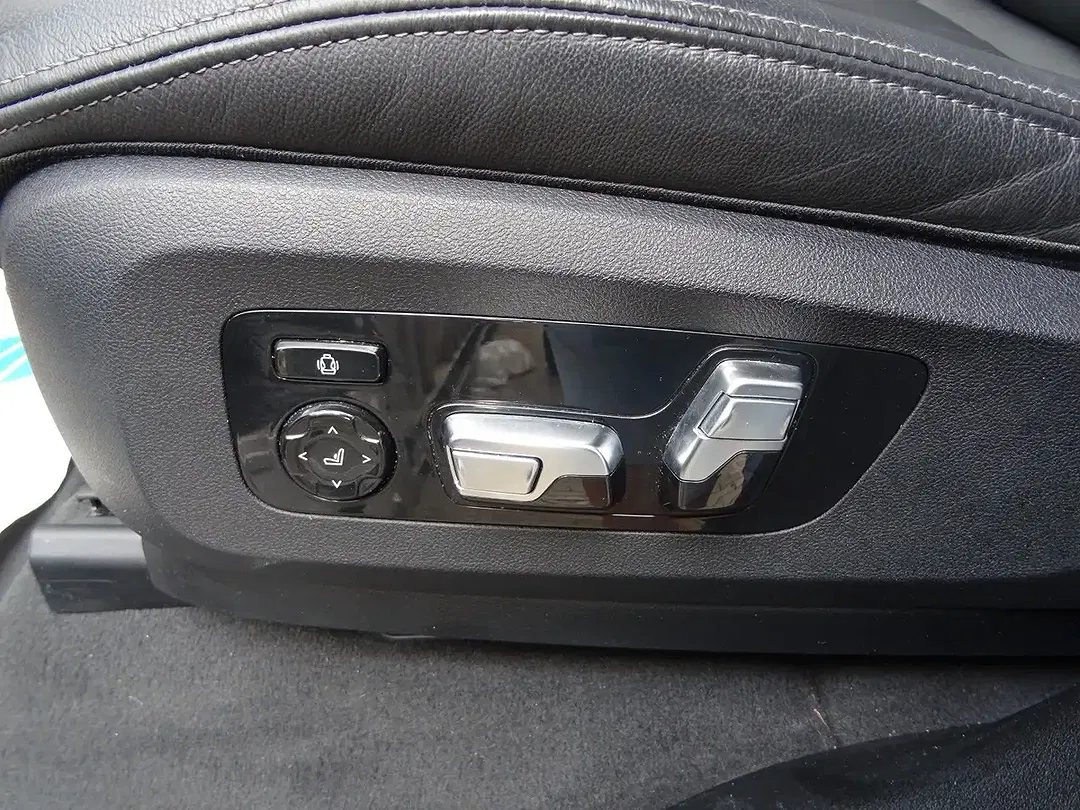 BMW X5 - Thumbnail 15