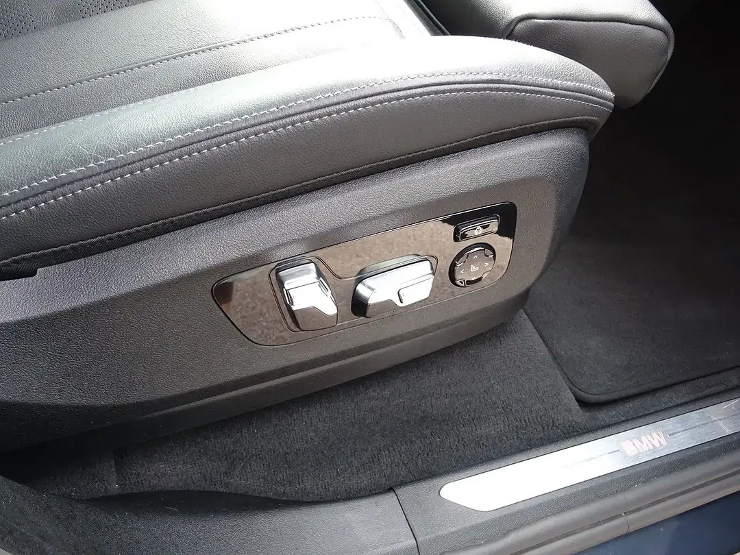 BMW X5 - Thumbnail 9