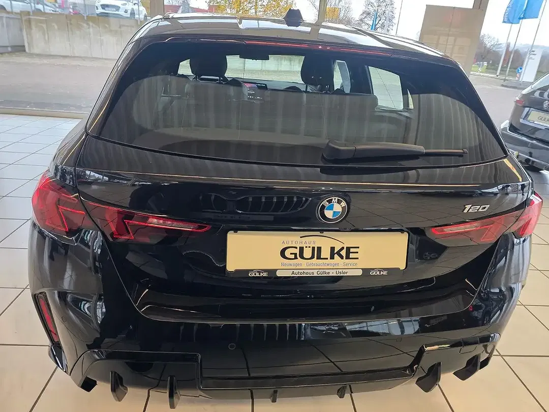 BMW 120 - Thumbnail 4