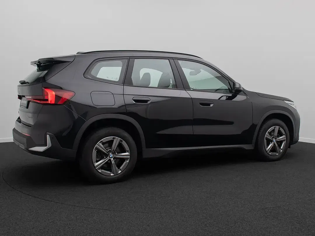 BMW X1 - Thumbnail 6