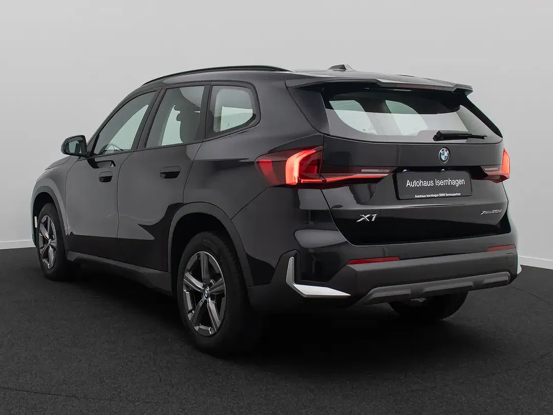 BMW X1 - Thumbnail 9