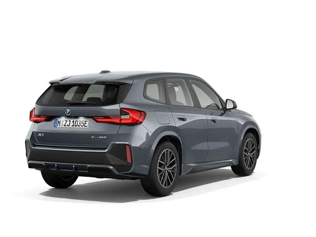 BMW X1 - Thumbnail 3
