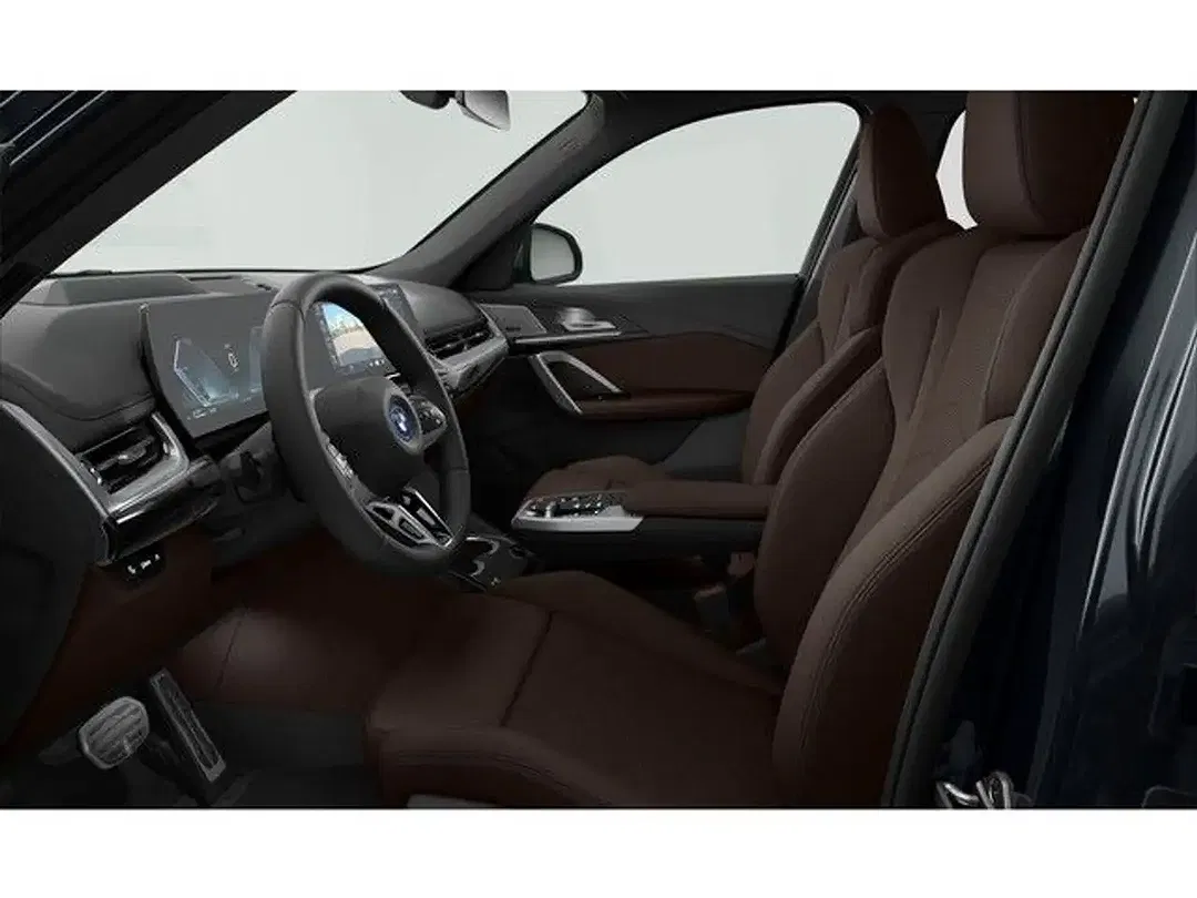 BMW X1 - Thumbnail 4