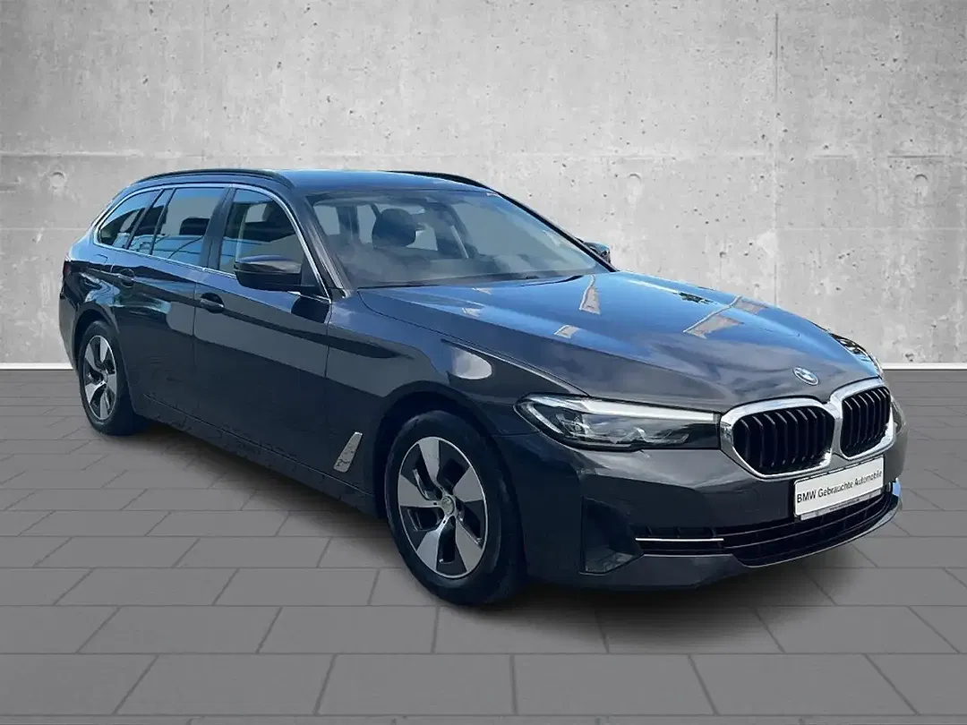 BMW 520 - Thumbnail 4