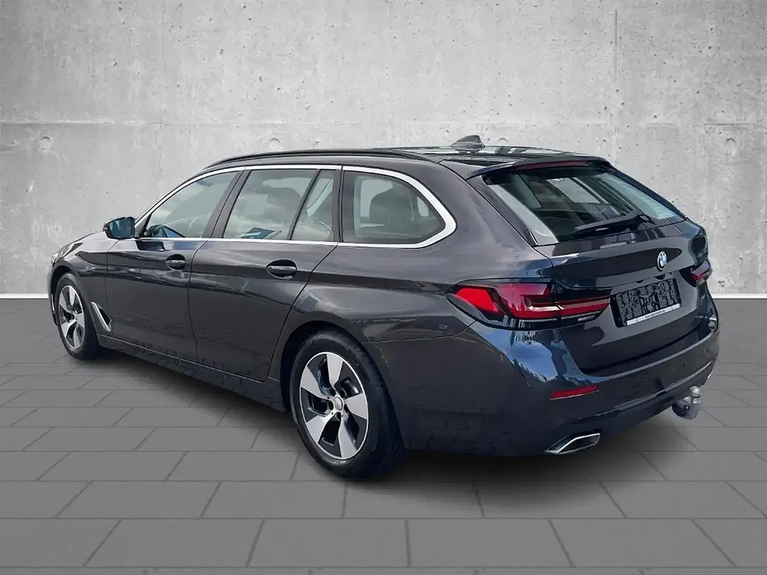 BMW 520 - Thumbnail 5