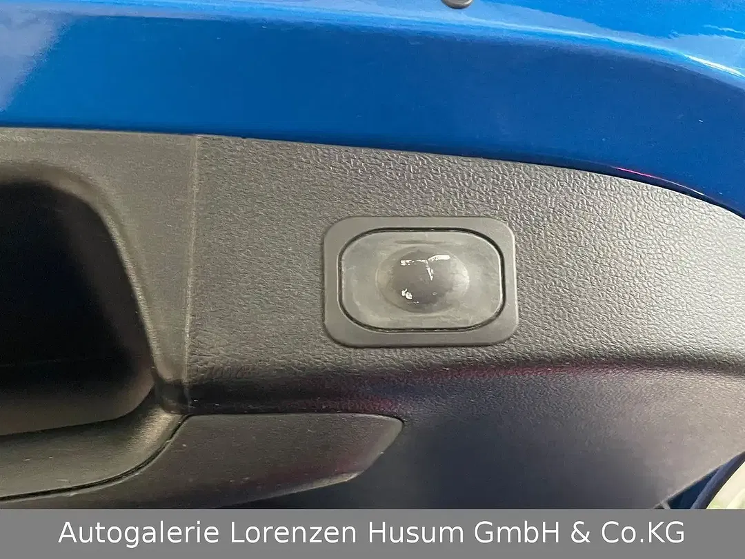 Ford Focus - Thumbnail 7