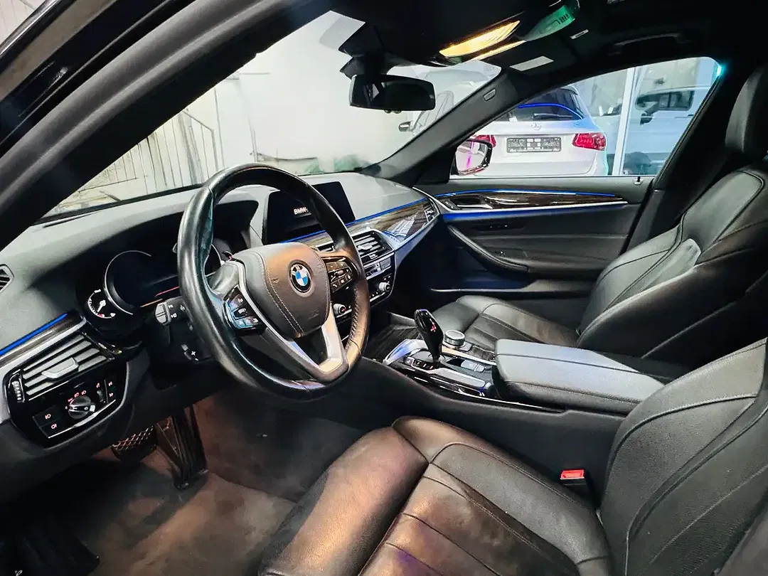 BMW 520 - Thumbnail 5
