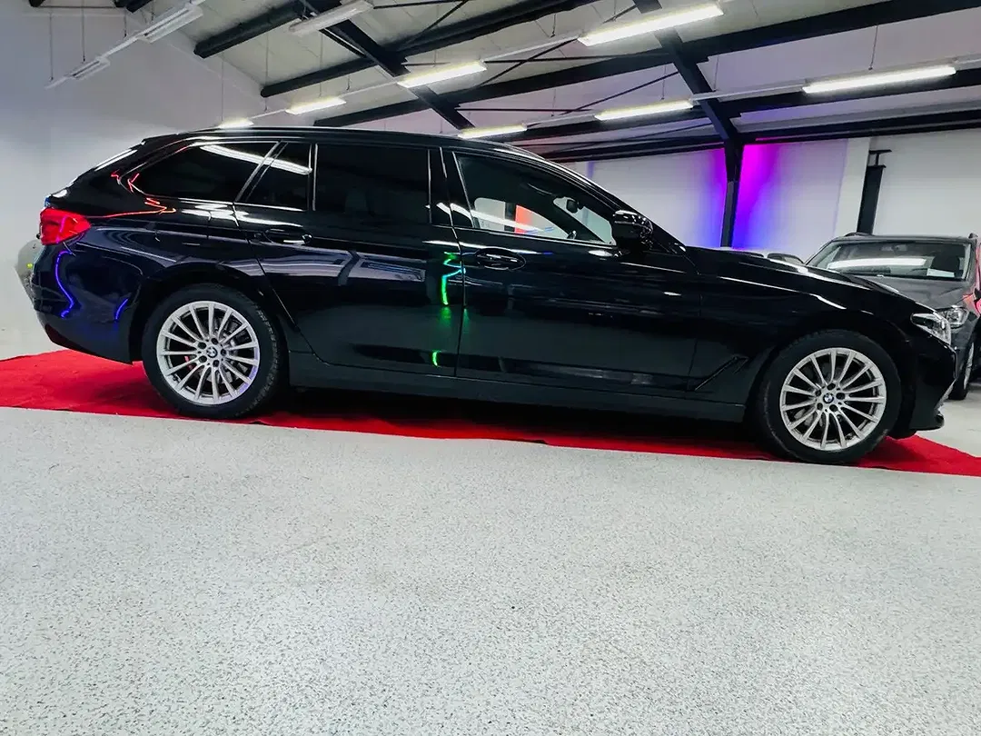 BMW 520 - Thumbnail 9