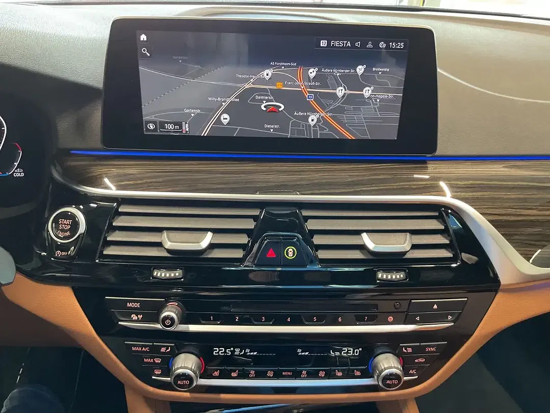 BMW 530 - Thumbnail 15