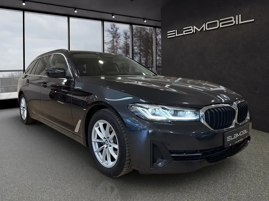 BMW 520 - Thumbnail 1