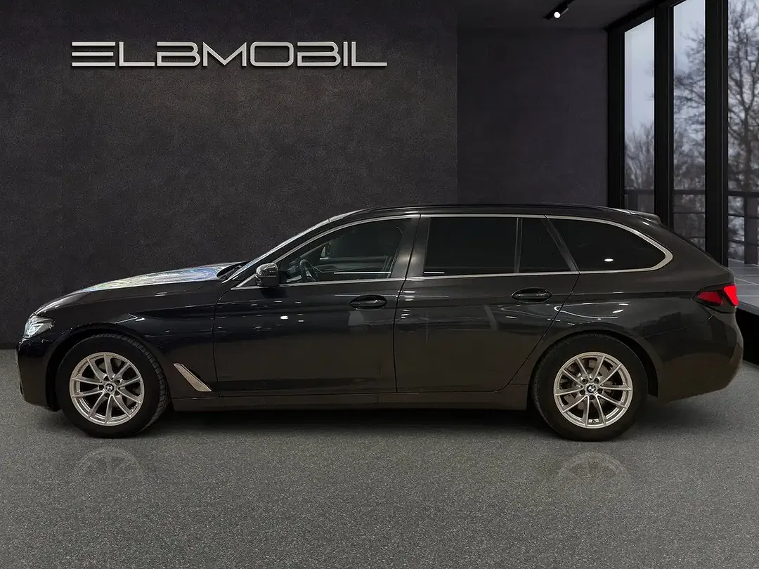 BMW 520 - Thumbnail 3