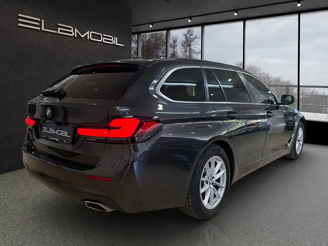 BMW 520 - Thumbnail 6