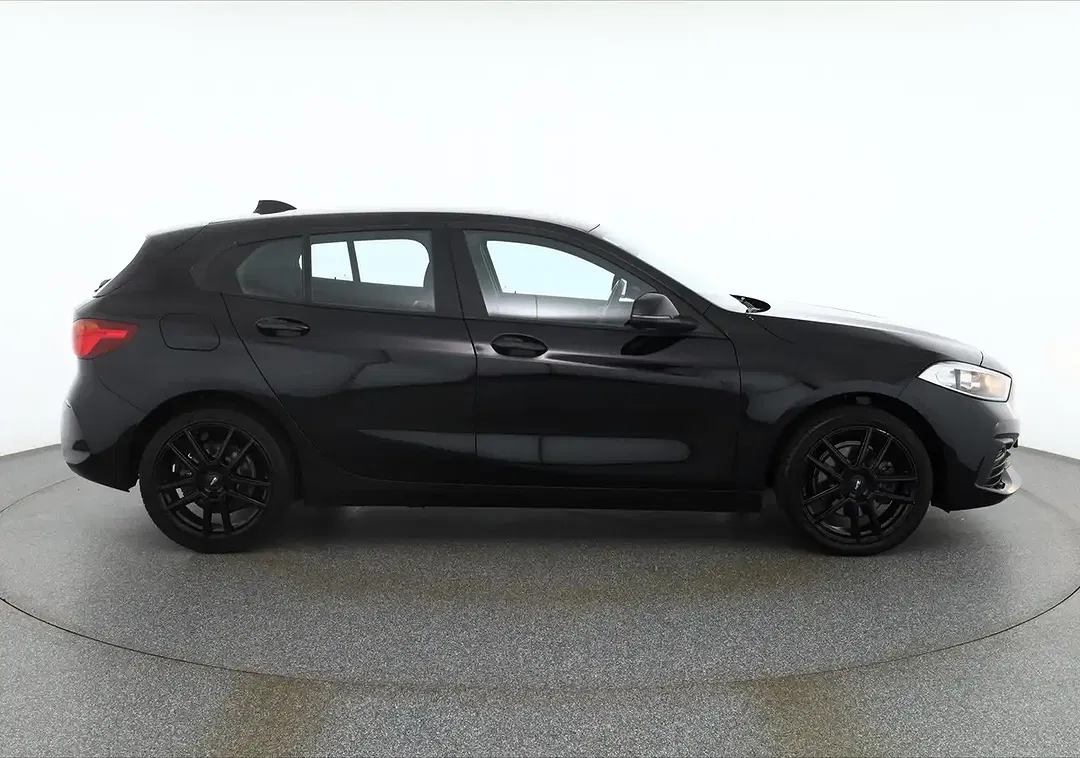 BMW 118 - Thumbnail 6