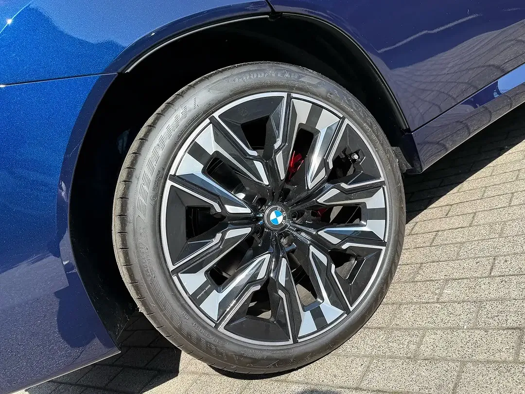 BMW X3 - Thumbnail 4