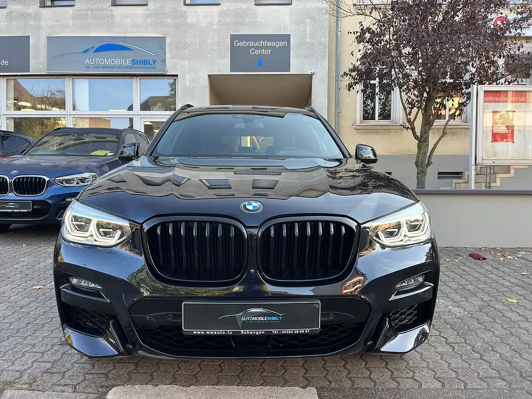 BMW X3 - Thumbnail 2