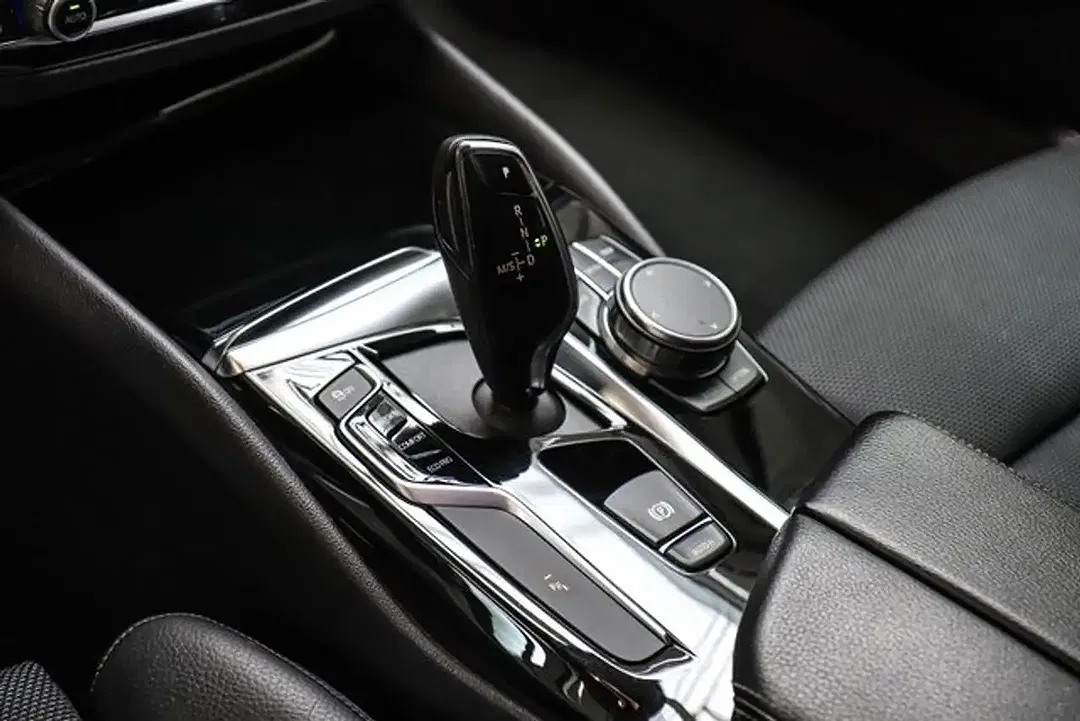 BMW 530 - Thumbnail 10