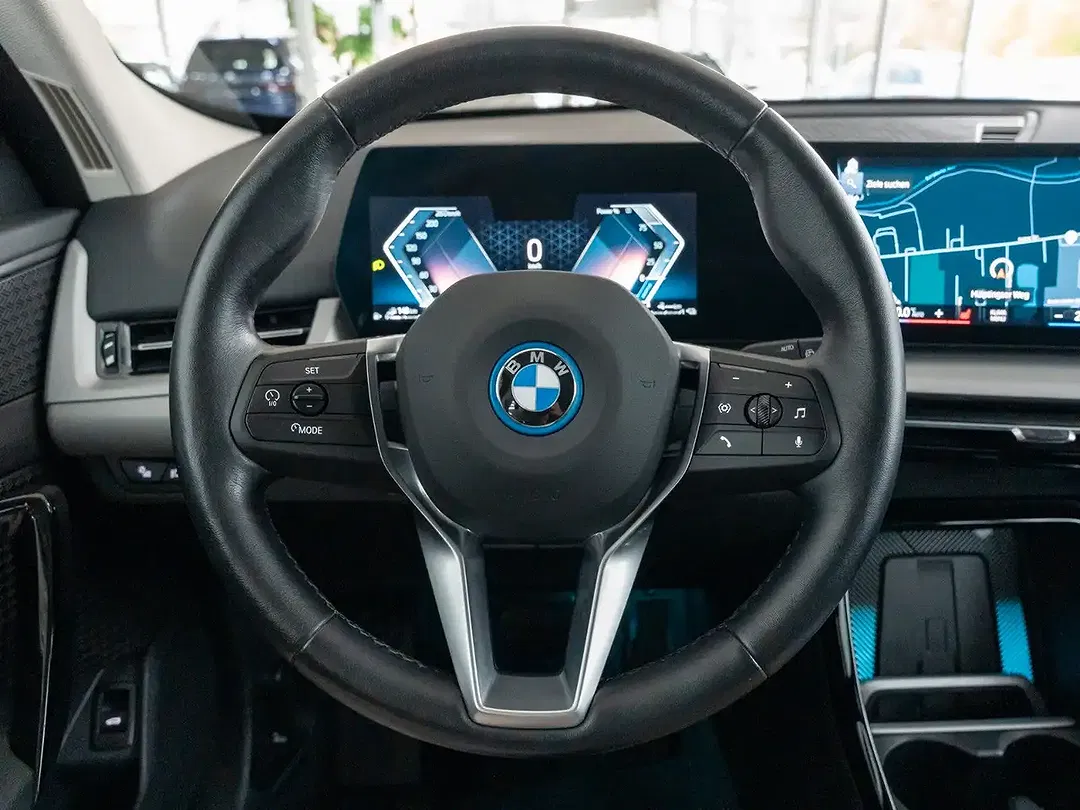 BMW X1 - Thumbnail 12