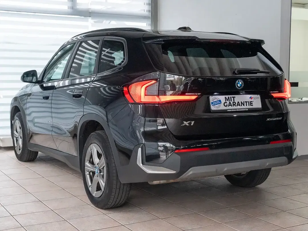 BMW X1 - Thumbnail 6
