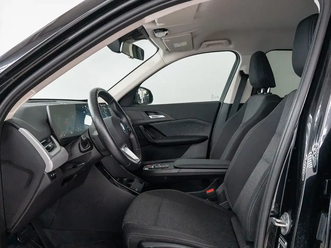 BMW X1 - Thumbnail 9