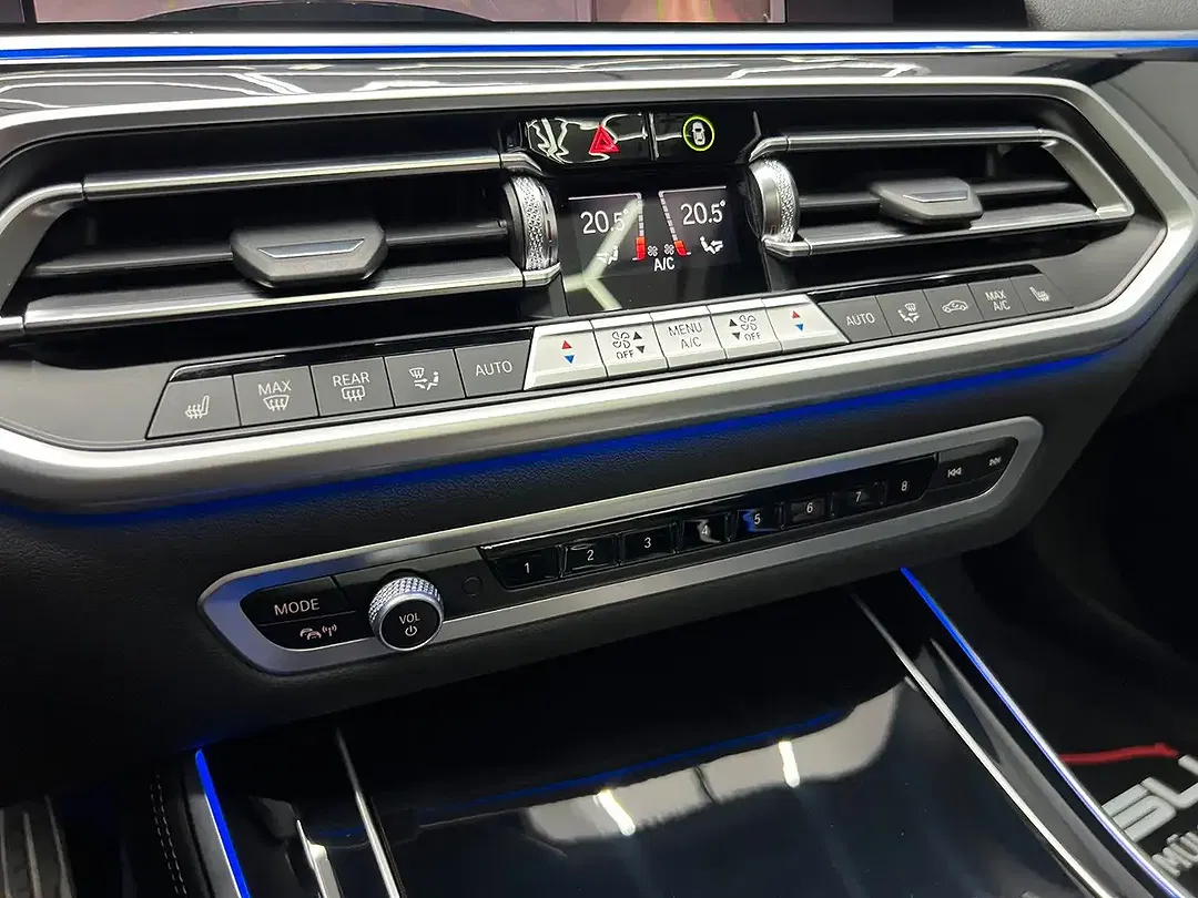 BMW X5 - Thumbnail 10