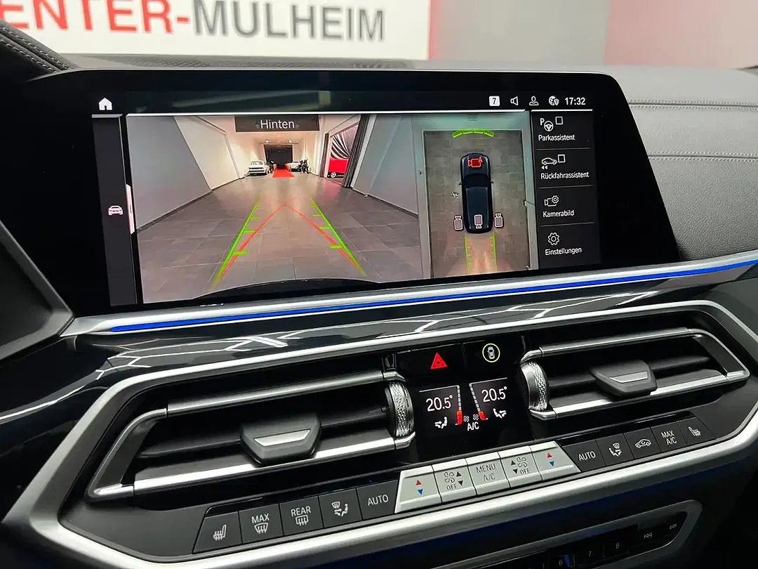 BMW X5 - Thumbnail 9