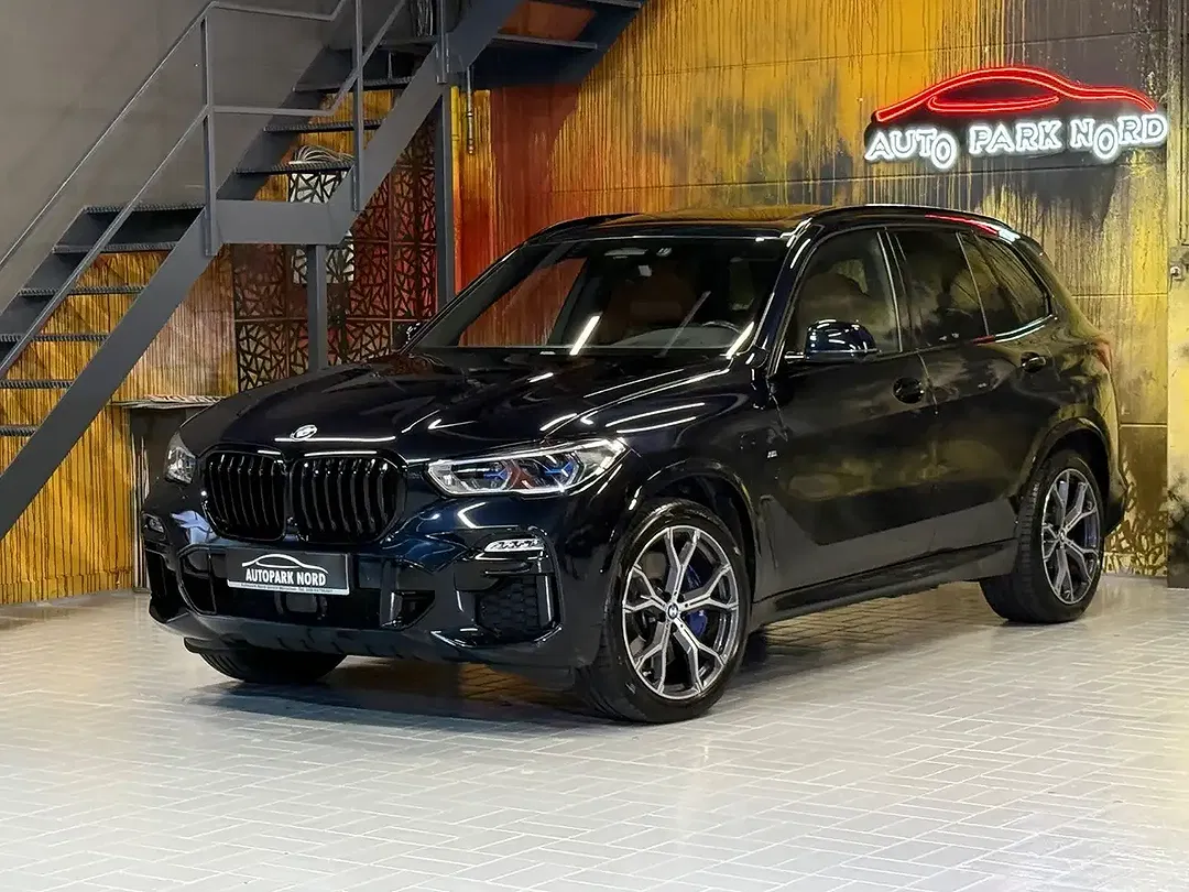 BMW X5 - Thumbnail 1