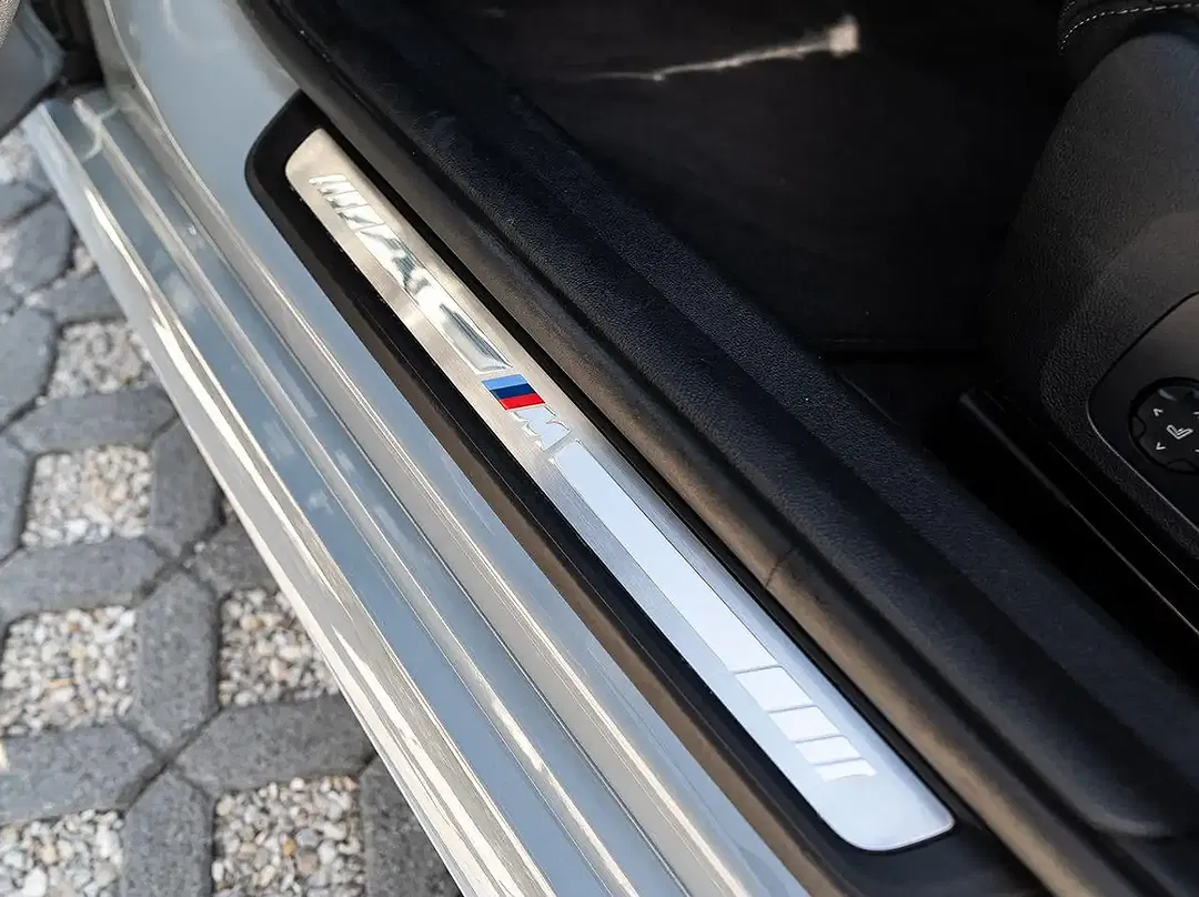 BMW 330 - Thumbnail 14
