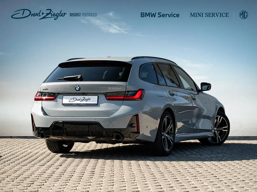 BMW 330 - Thumbnail 3